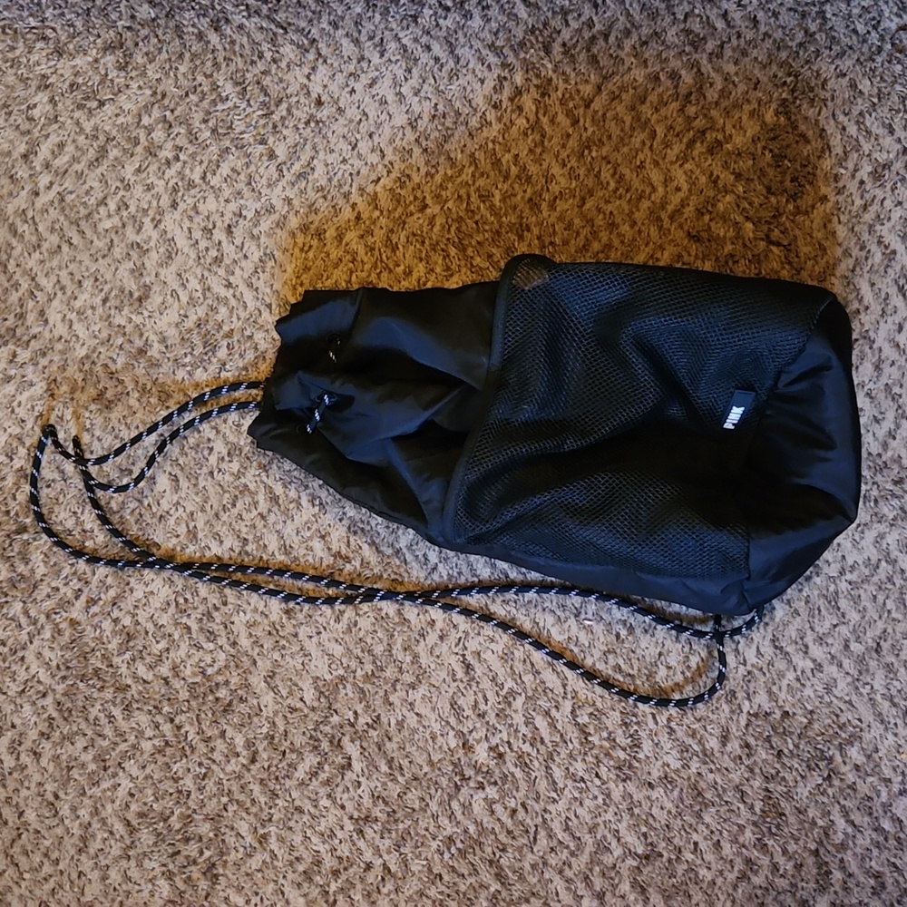 Victoria Secret's Pink draw string bag